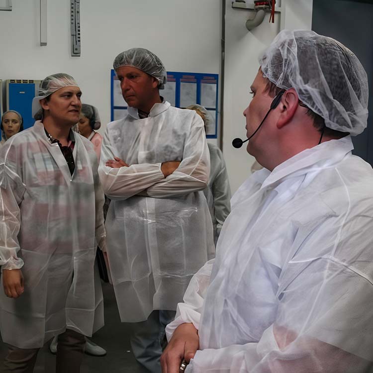 Bezoekende fabriekszaak